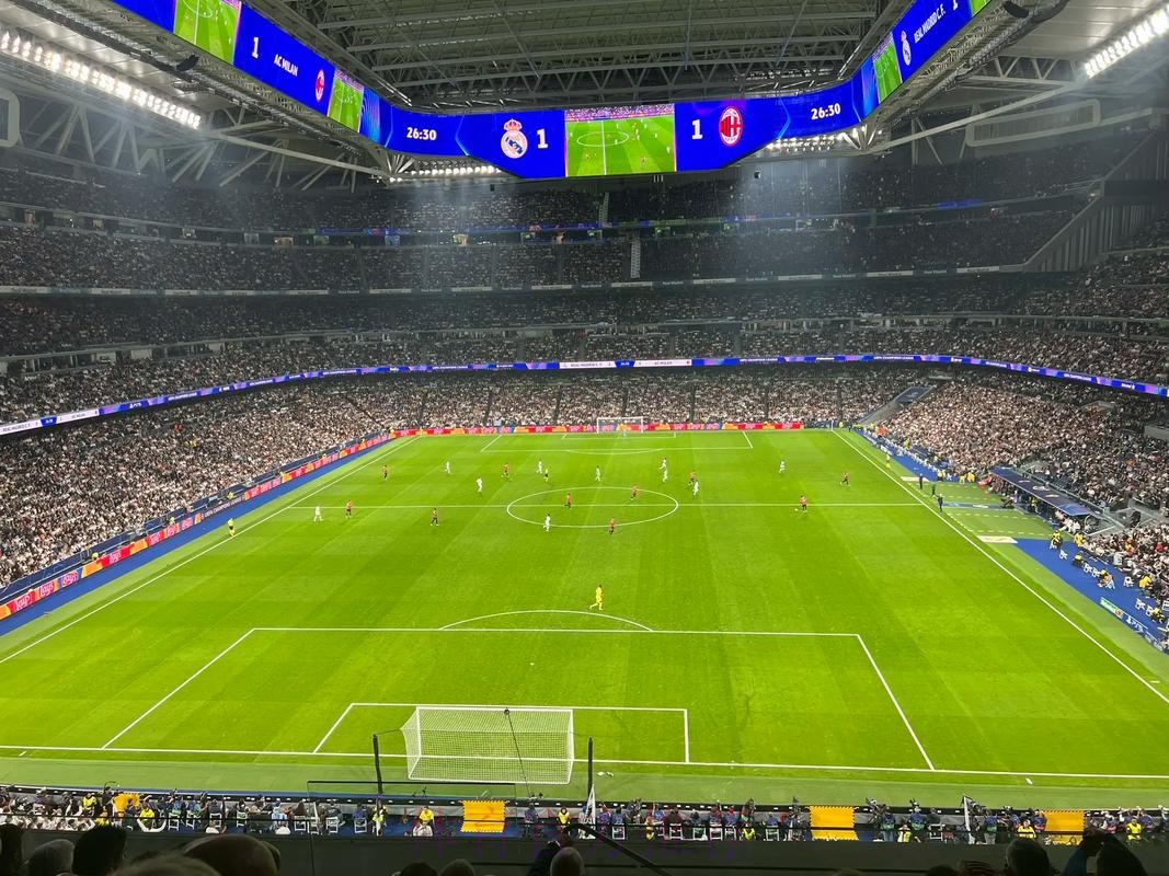 记者:皇马销售伯纳乌VIP位置 将带来6300万欧收入